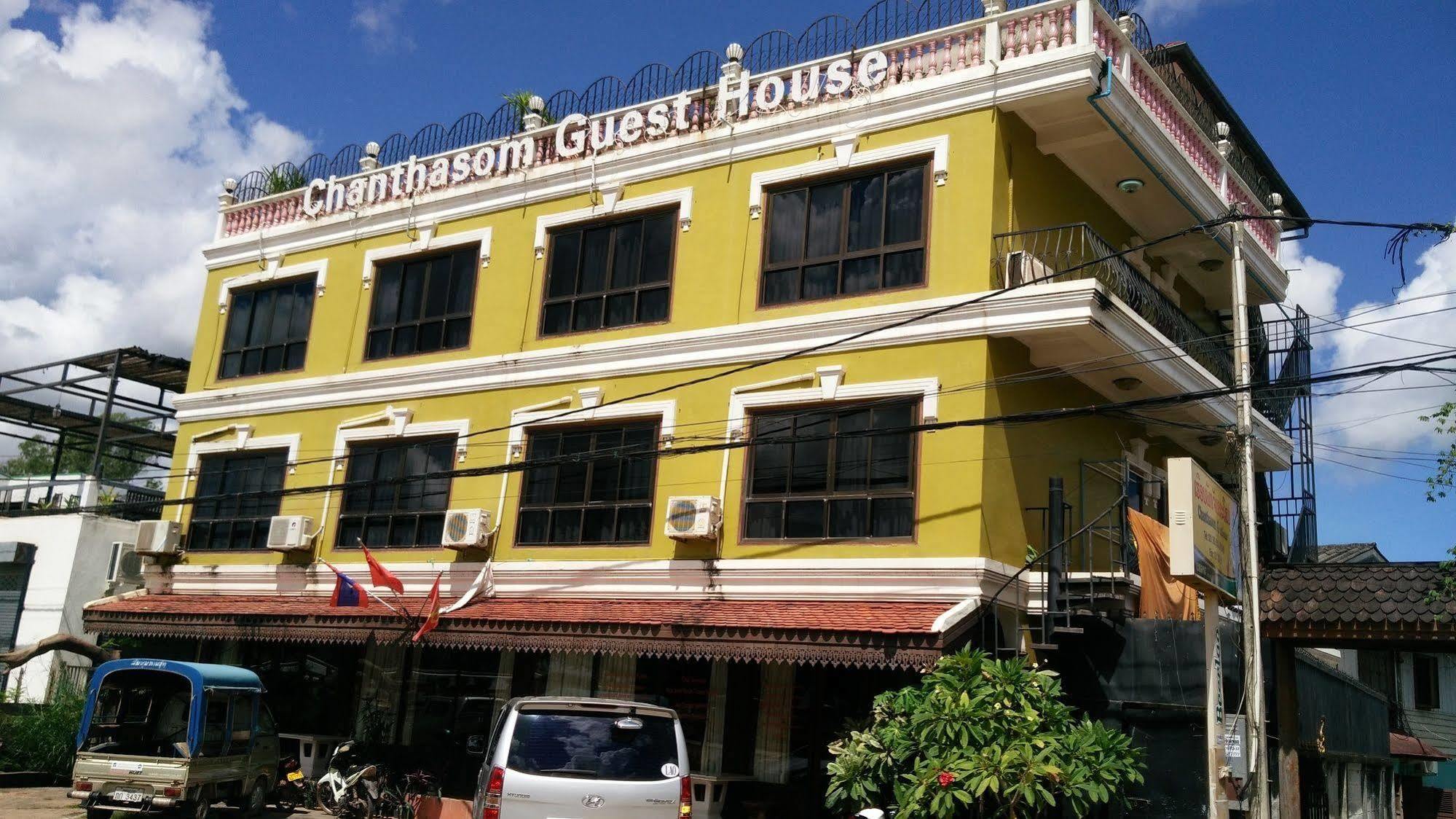 Chanthasom Guesthouse Ban Nongdouang Esterno foto